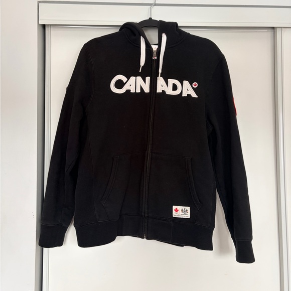 Hudson's Bay Company Other - HBC Vancouver 2010 Winter Olympics Team Canada Black Men's Sweater